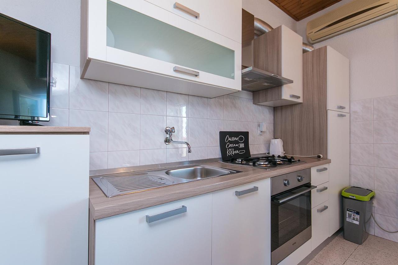 Blato  Apartments By The Sea Zivogosce - Blato, Makarska - 1057 מראה חיצוני תמונה