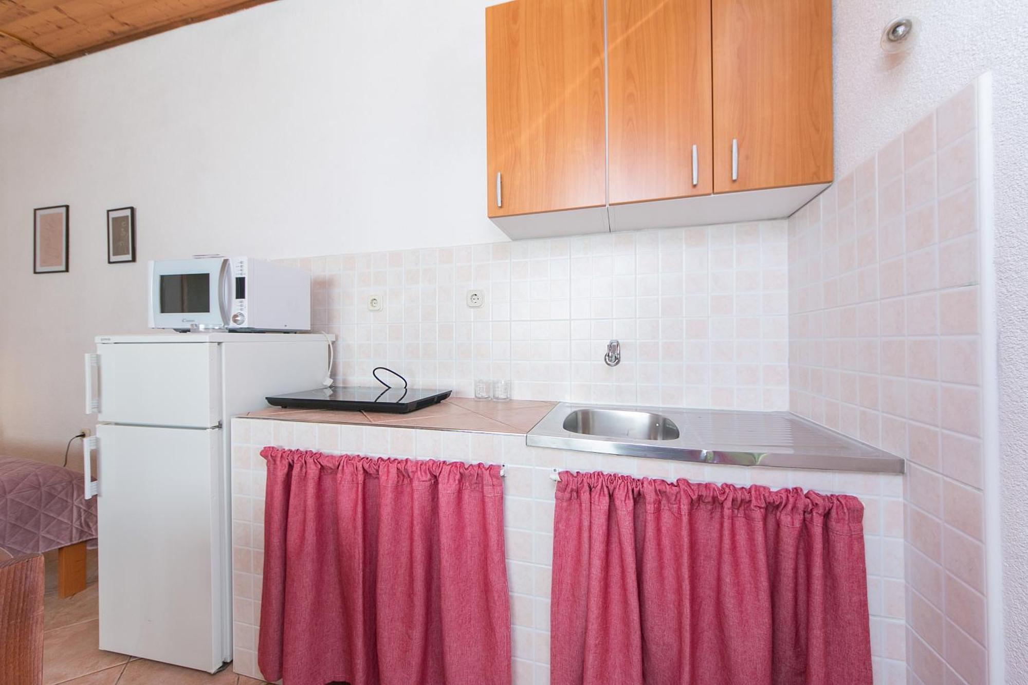 Blato  Apartments By The Sea Zivogosce - Blato, Makarska - 1057 חדר תמונה