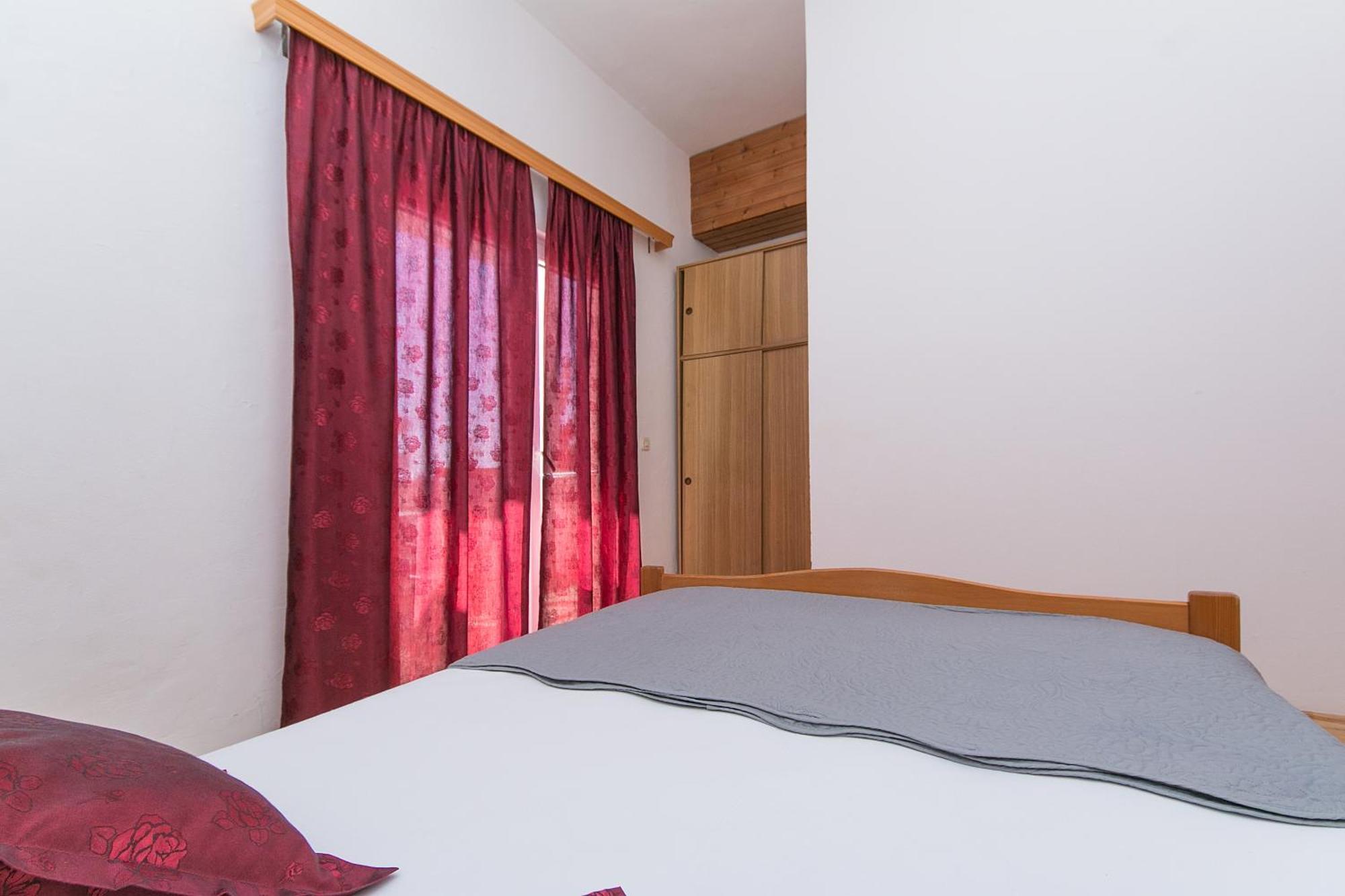 Blato  Apartments By The Sea Zivogosce - Blato, Makarska - 1057 חדר תמונה